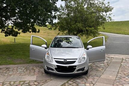 Opel Corsa 124.000 km 3.350 &euro; Hamburg 21037