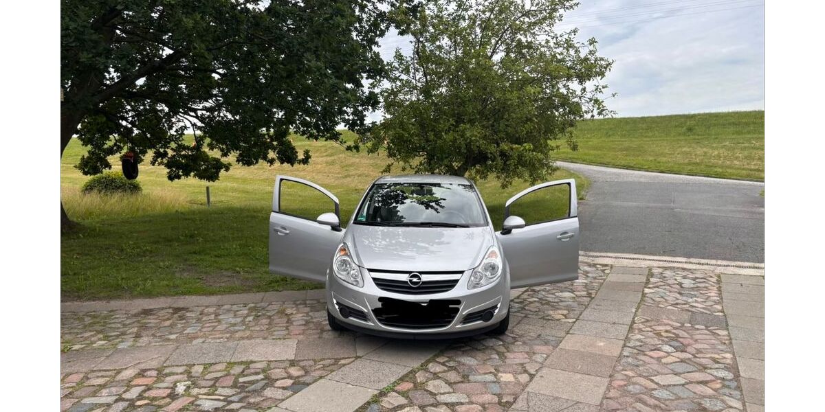 Opel Corsa 124.000 km 3.350 &euro; Hamburg 21037