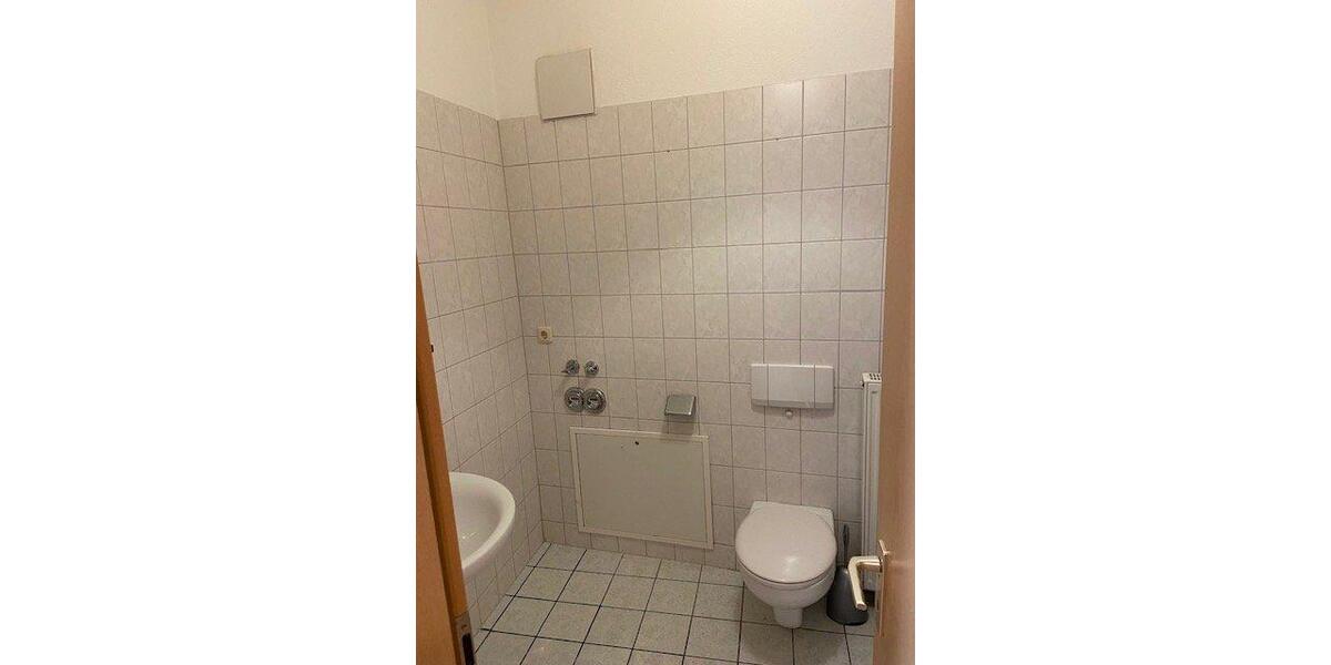 Etagenwohnung Bad Lobenstein - 2 Zimmer, 67 m&sup2;, 364&euro; | Angebot:26335836