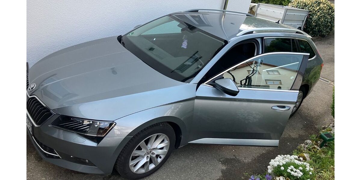 Skoda Superb 150.722 km 17.990 &euro; Hechingen 72379
