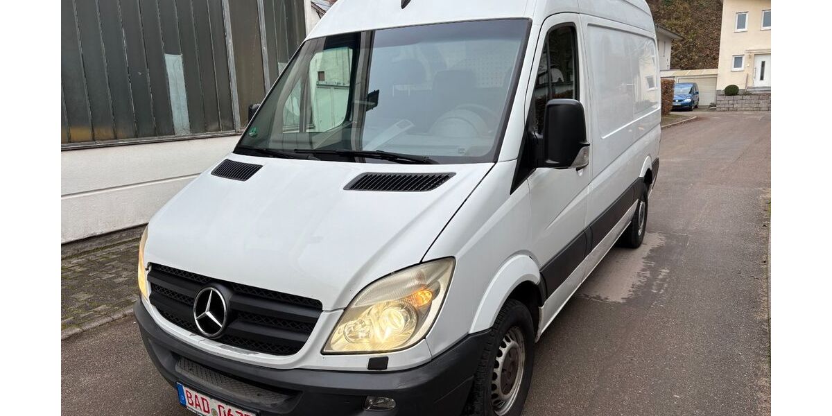 Mercedes-Benz Sprinter 277.564 km 7.900 &euro; Baden-Baden 76532