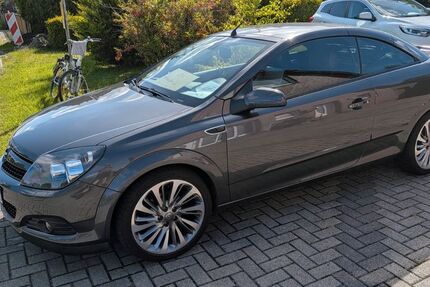 Opel Astra 101.000 km 6.899 &euro; Großefehn 26629