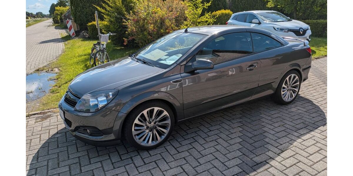 Opel Astra 101.000 km 6.899 &euro; Großefehn 26629