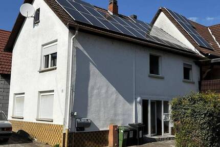 Haus Herxheim - 7 Zimmer, 212 m&sup2;, 409.000&euro; | Angebot:24045153