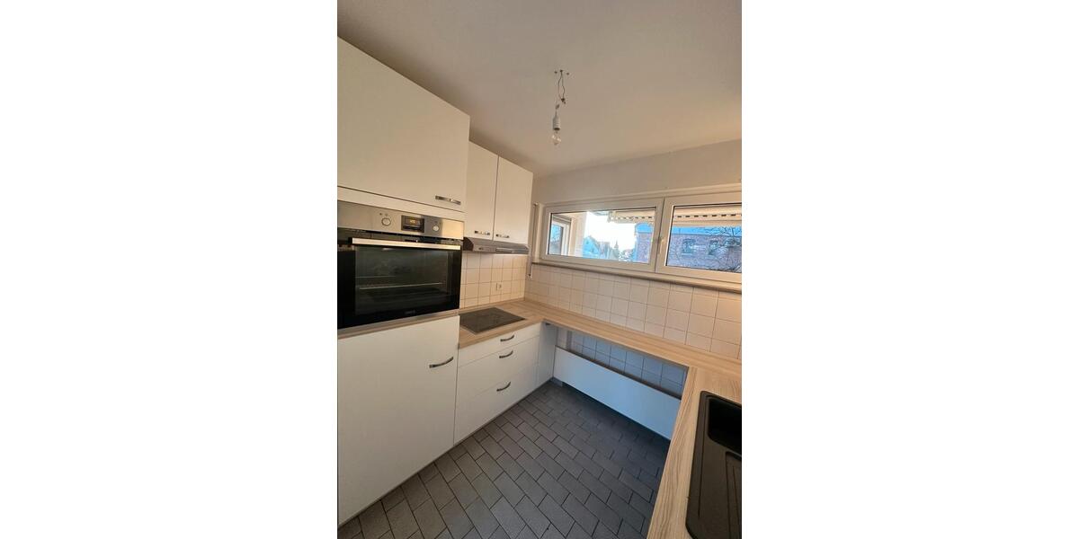 Etagenwohnung Tamm - 3 Zimmer, 80 m&sup2;, 1.550&euro; | Angebot:24762103