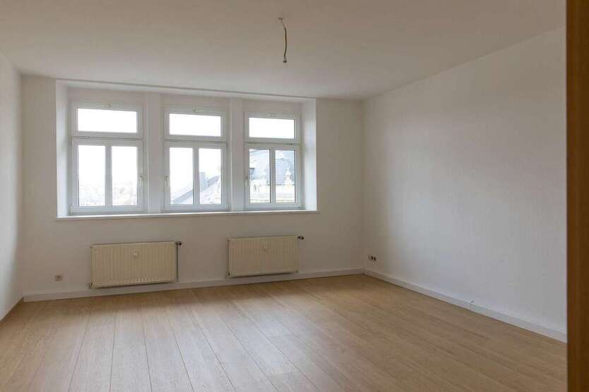 Wohnung zum Mieten in Plauen 325 € 78 m²