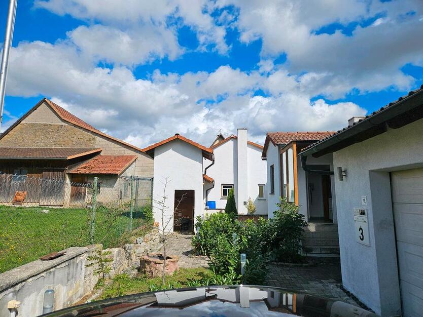 Einfamilienhaus mit EinliegerWohnung