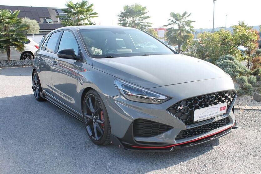 i30