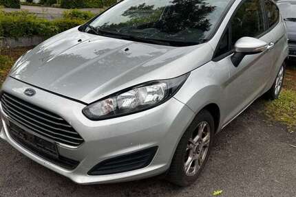 Ford Fiesta 227.000 km 1.050 &euro; Sittensen 27419