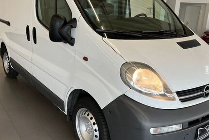 Opel Vivaro 263.400 km 7.990 &euro; Elsterwerda 04910