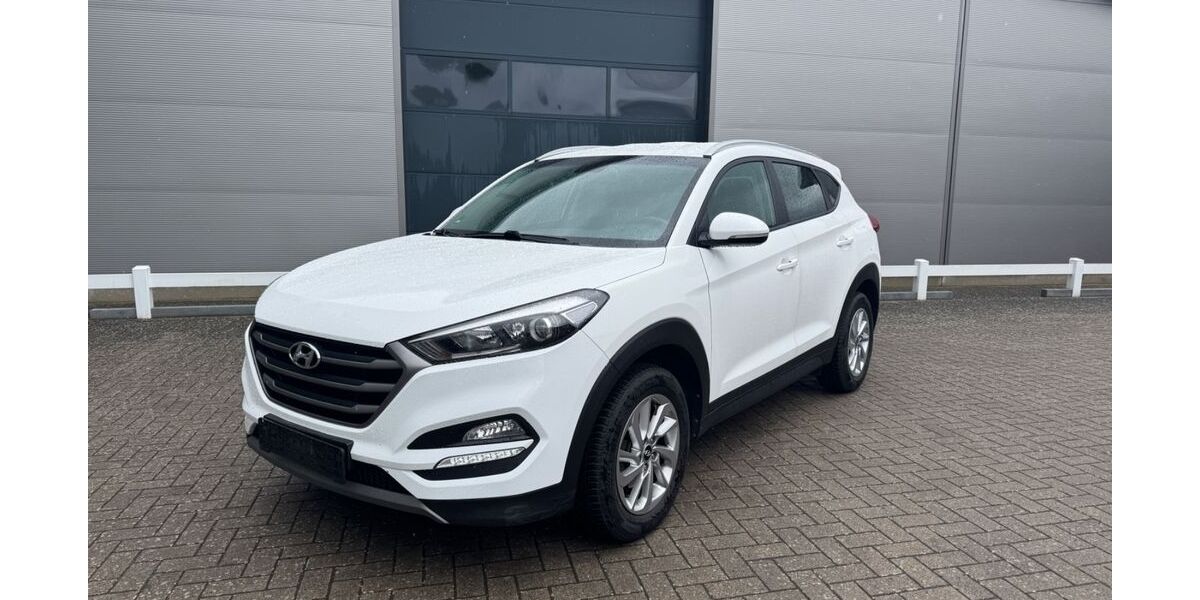 Hyundai TUCSON 84.300 km 14.999 &euro; Ganderkesse 27777