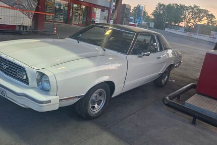 Ford Mustang 60.100 km 7.500 &euro; Worms 67549