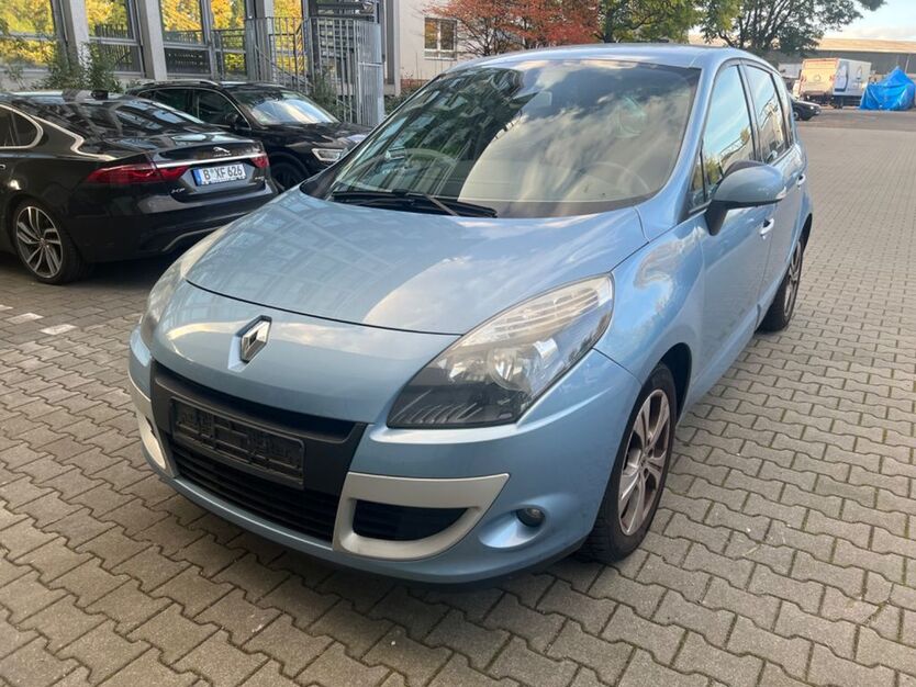 Renault Scenic 108.900 km 6.800 € Berlin 12277