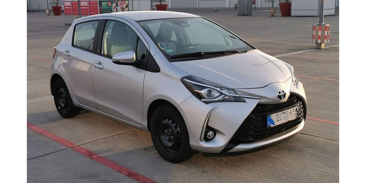 Toyota Yaris 47.450 km 12.400 &euro; Dresden 01259
