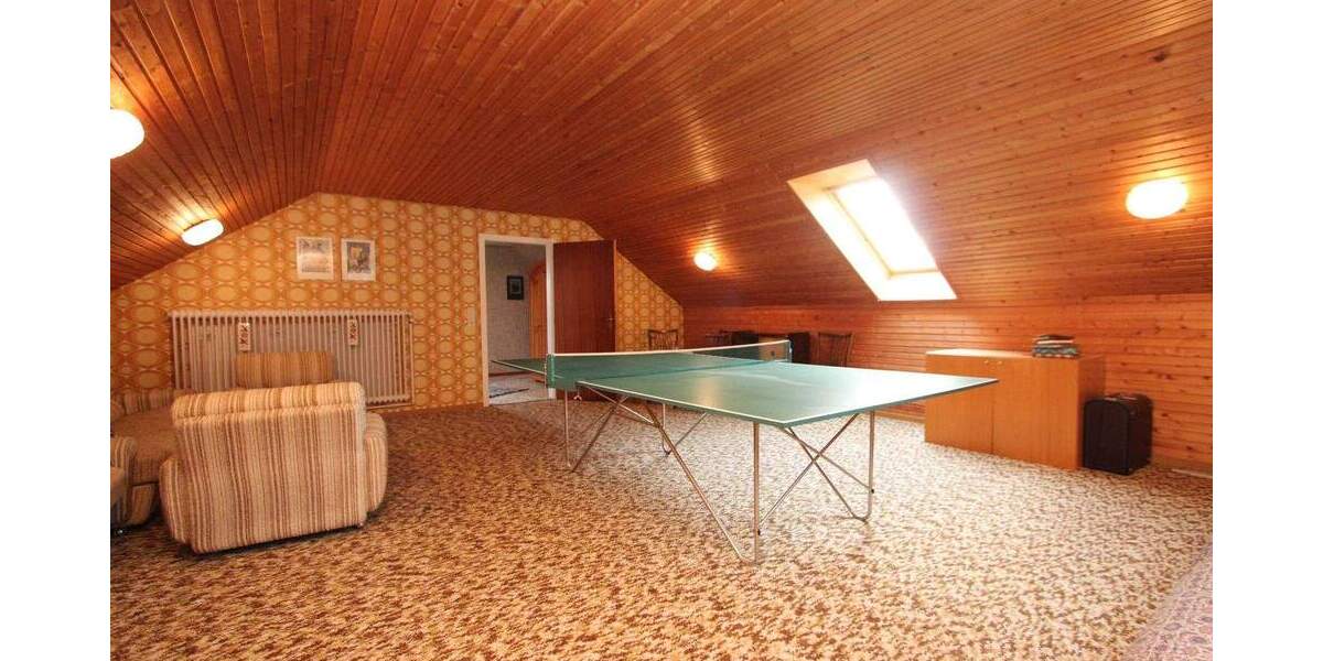 Einfamilienhaus Klixbüll - 7 Zimmer, 259 m&sup2;, 375.000&euro; | Angebot:25706533