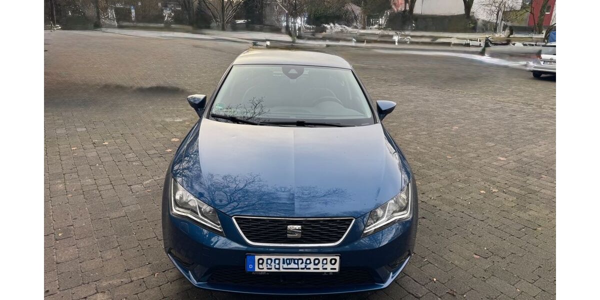 Seat Leon 82.000 km 12.450 &euro; Solingen 42653