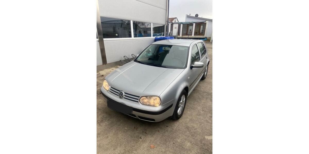VW Golf 57.300 km 3.490 &euro; Biberach 88400