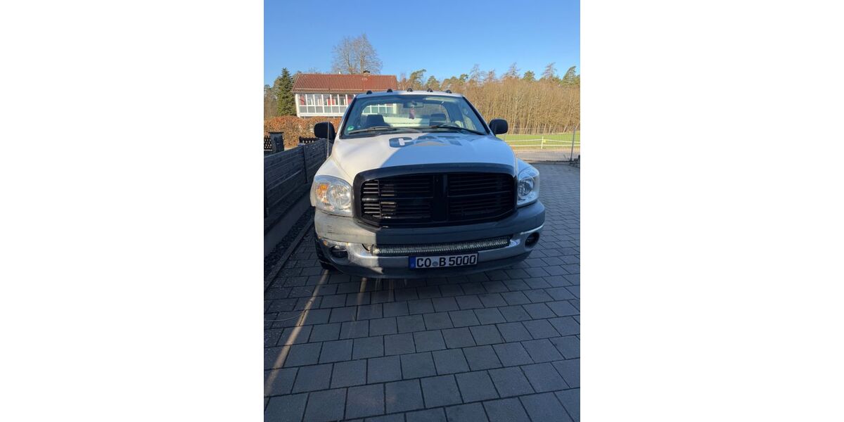 Dodge RAM 154.000 km 9.800 &euro; Weitramsdorf 96479