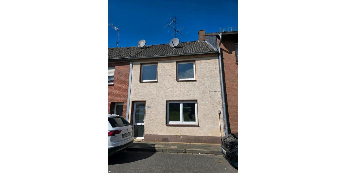 Reihenhaus Wassenberg - 3 Zimmer, 100 m&sup2;, 1.300&euro; | Angebot:25975944