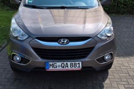 Hyundai ix35 77.000 km 9.990 &euro; Mönchengladbach 41238