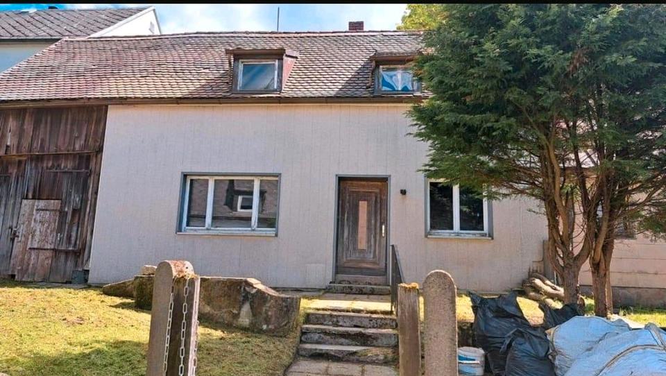 Einfamilienhaus Arzberg - 4 Zimmer, 120 m&sup2;, 27.000&euro; | Angebot:26126658
