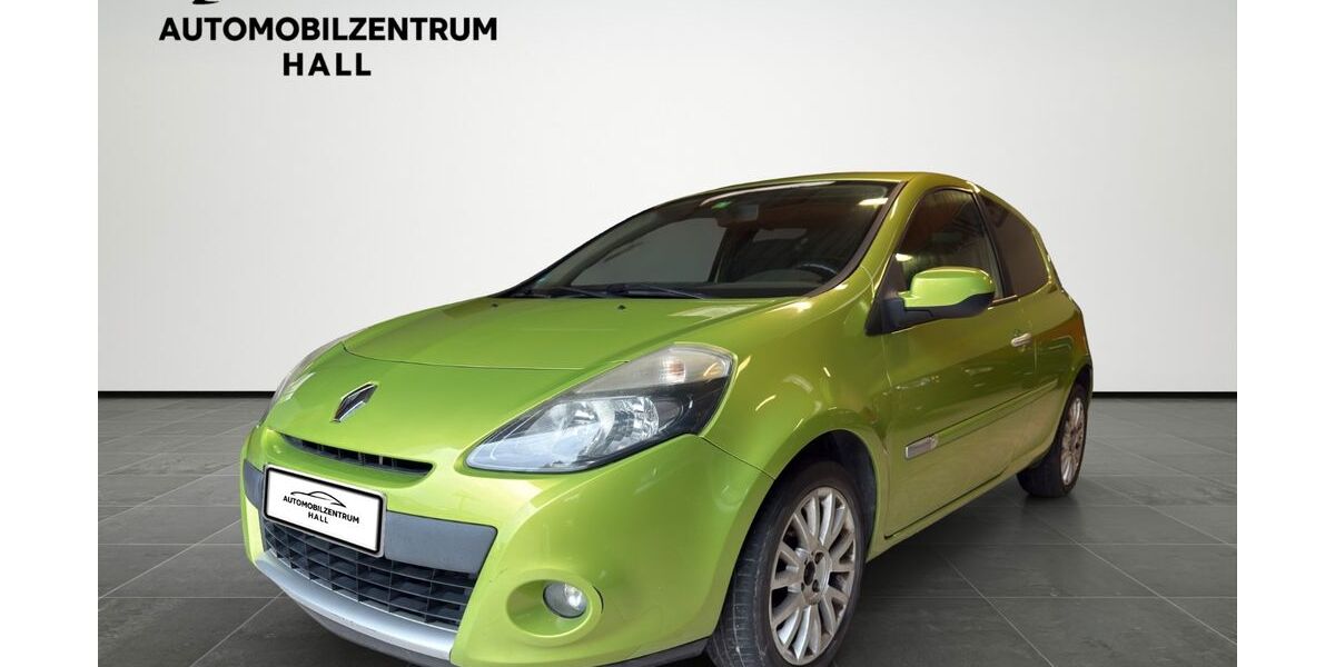 Renault Clio 143.000 km 2.299 &euro; Michelfeld 74545