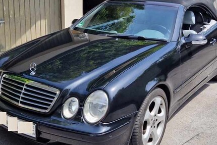Mercedes-Benz CLK 320 165.500 km 10.490 &euro; Moers 47441