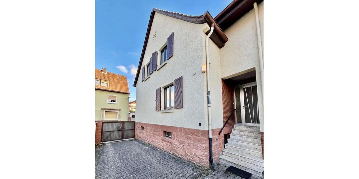 Reihenhaus Eisenberg (Pfalz) - 6 Zimmer, 132 m&sup2;, 299.000&euro; | Angebot:27256416