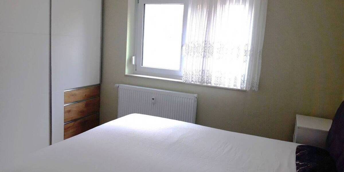 Etagenwohnung Amberg Schäflohe - 2 Zimmer, 90 m&sup2;, 850&euro; | Angebot:26064398