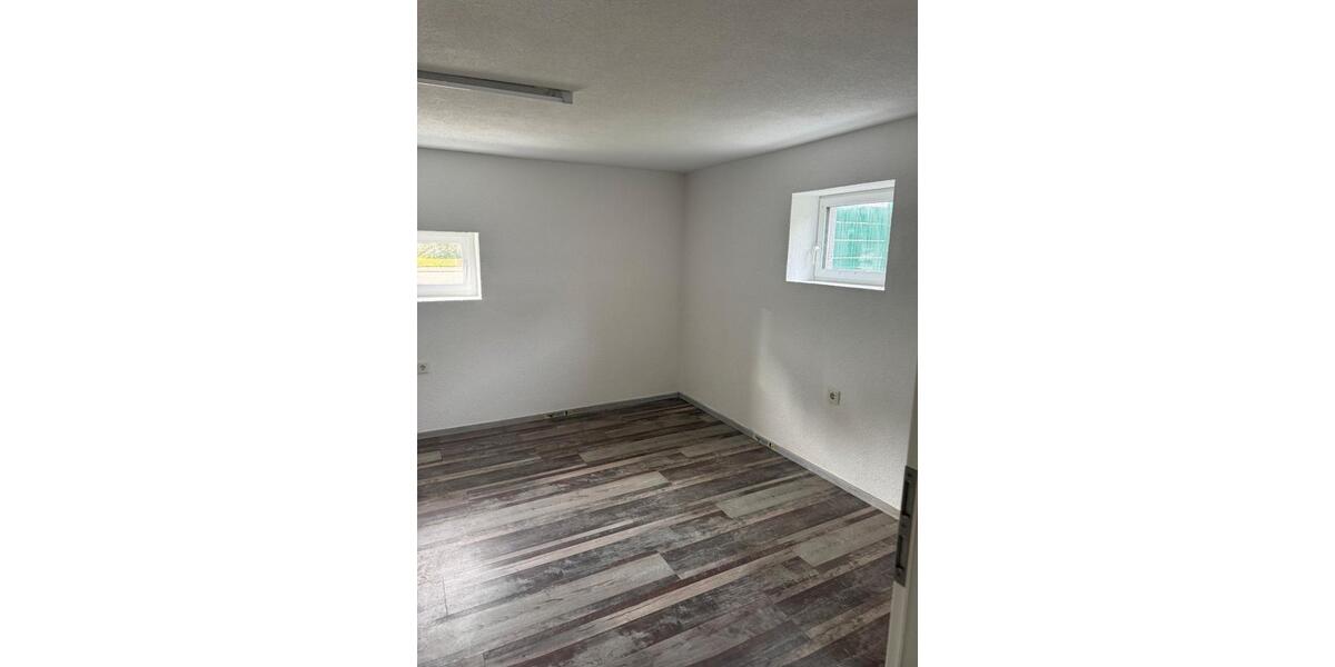 Etagenwohnung Lebach - 2 Zimmer, 55 m&sup2;, 500&euro; | Angebot:26184095