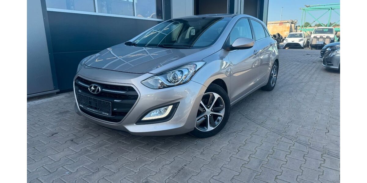 Hyundai i30 165.550 km 5.900 &euro; Steinfeld 49439