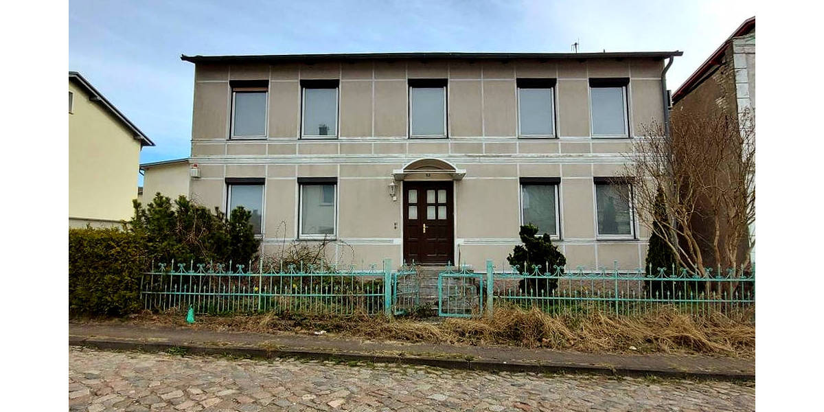 Mehrfamilienhaus, Wohnhaus Sassnitz - 8 Zimmer, 160 m&sup2;, 167.400&euro; | Angebot:26155112
