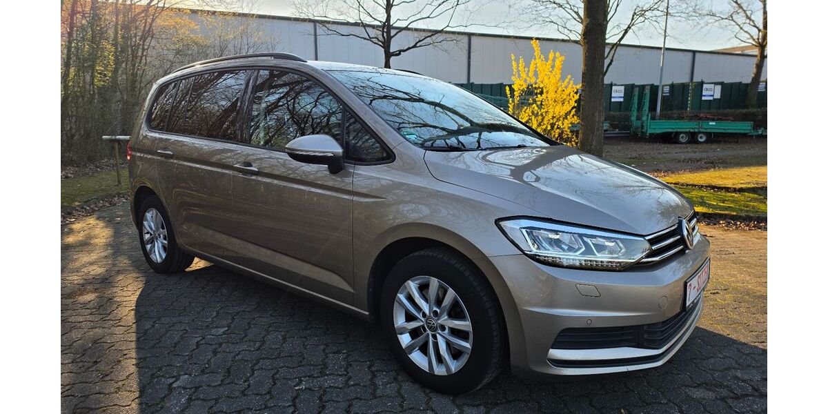 VW Touran 154.304 km 13.450 &euro; Dorsten 46282