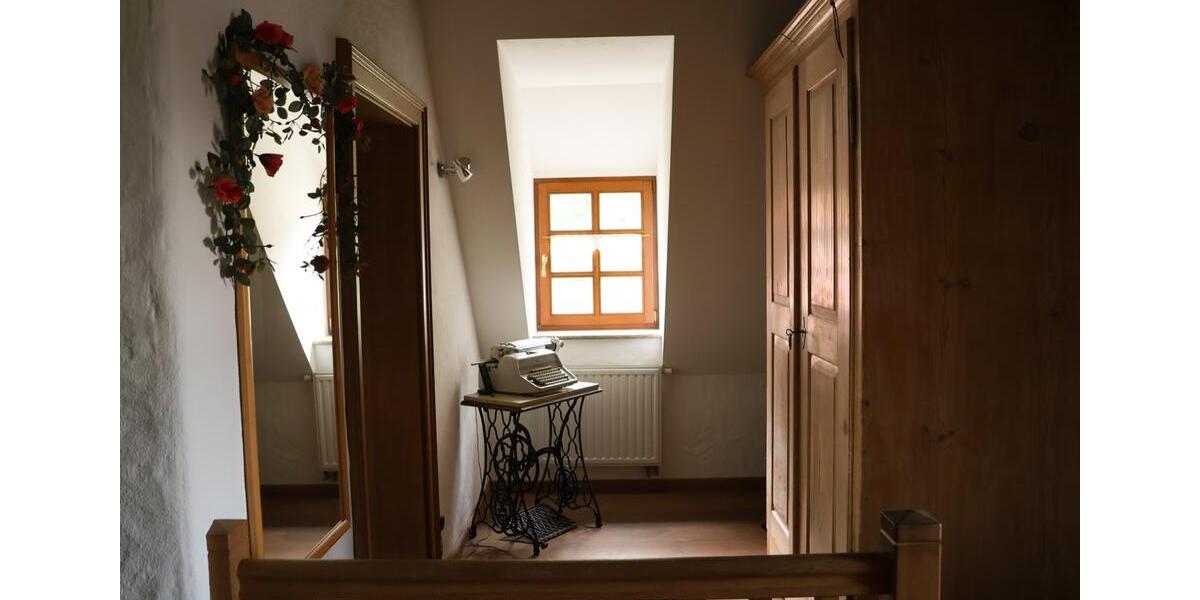 Villa Ellingen - 7 Zimmer, 210 m&sup2;, 1.490.000&euro; | Angebot:26964819