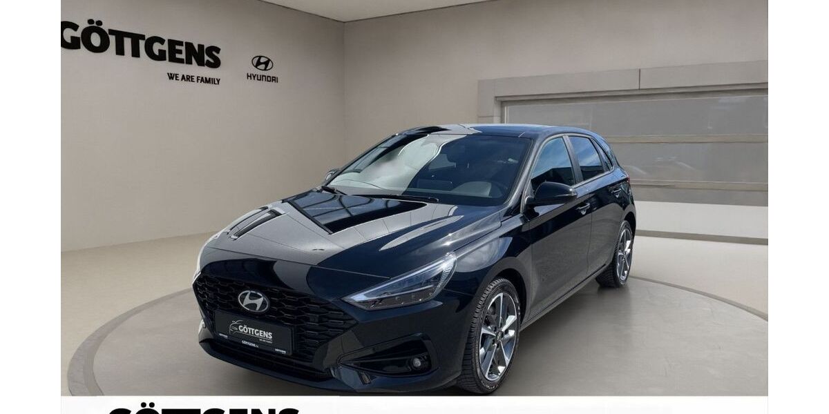 Hyundai i30 22.039 km 22.490 &euro; Soest 59494