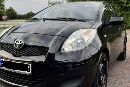 Toyota Yaris 161.500 km 3.800 € Rethwisch 23847