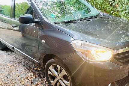 Dacia Lodgy 170.200 km 8.500 € Mainleus 95336