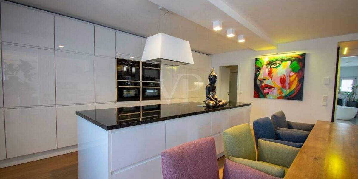 Etagenwohnung Suhl - 4 Zimmer, 184 m&sup2;, 399.000&euro; | Angebot:25742632