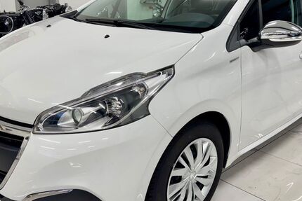 Peugeot 208 138.203 km 5.500 &euro; Grenzach-Whylen 79639