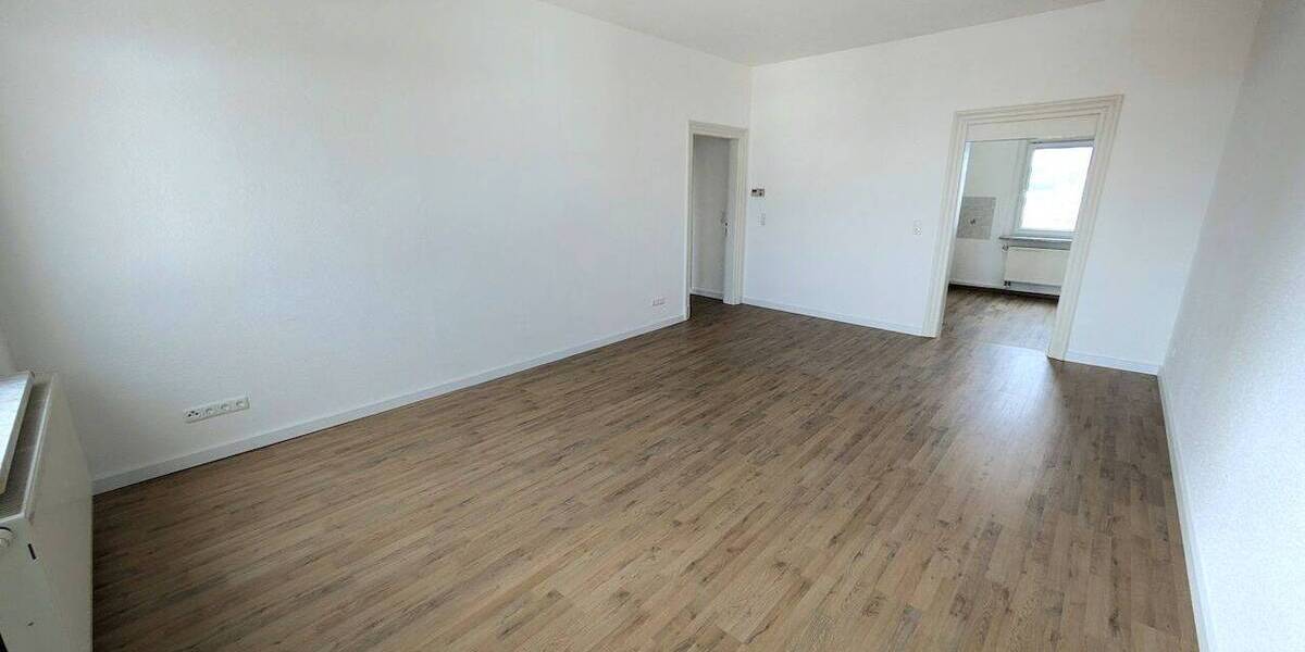 Etagenwohnung Meerane - 3 Zimmer, 85 m&sup2;, 400&euro; | Angebot:26788079