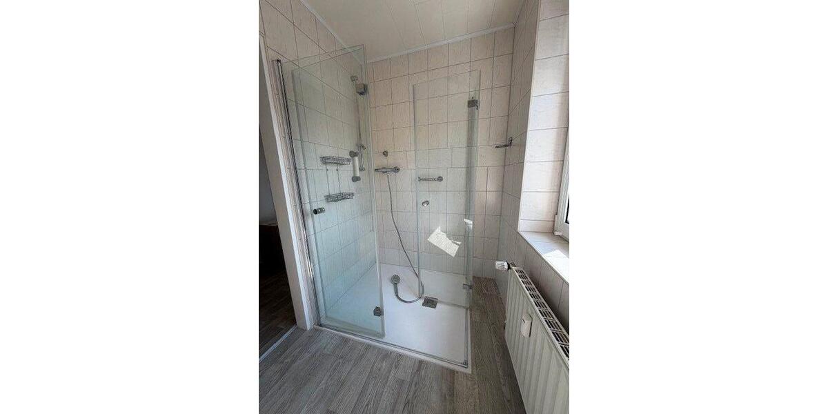 Mehrfamilienhaus, Wohnhaus Bad Wildungen - 6 Zimmer, 150 m&sup2;, 175.000&euro; | Angebot:26612296