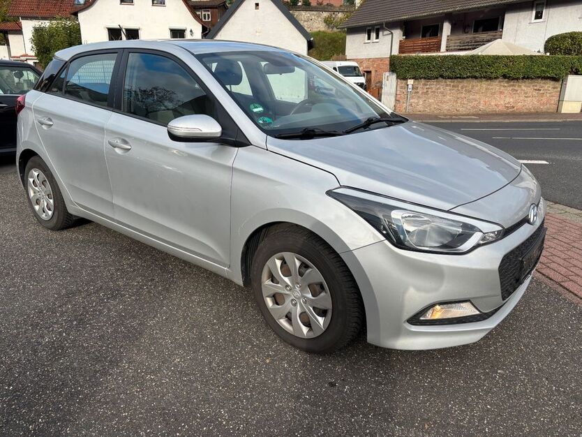 Hyundai i20 85.000 km 7.800 € Leidersbach/Volkersbrunn 63849