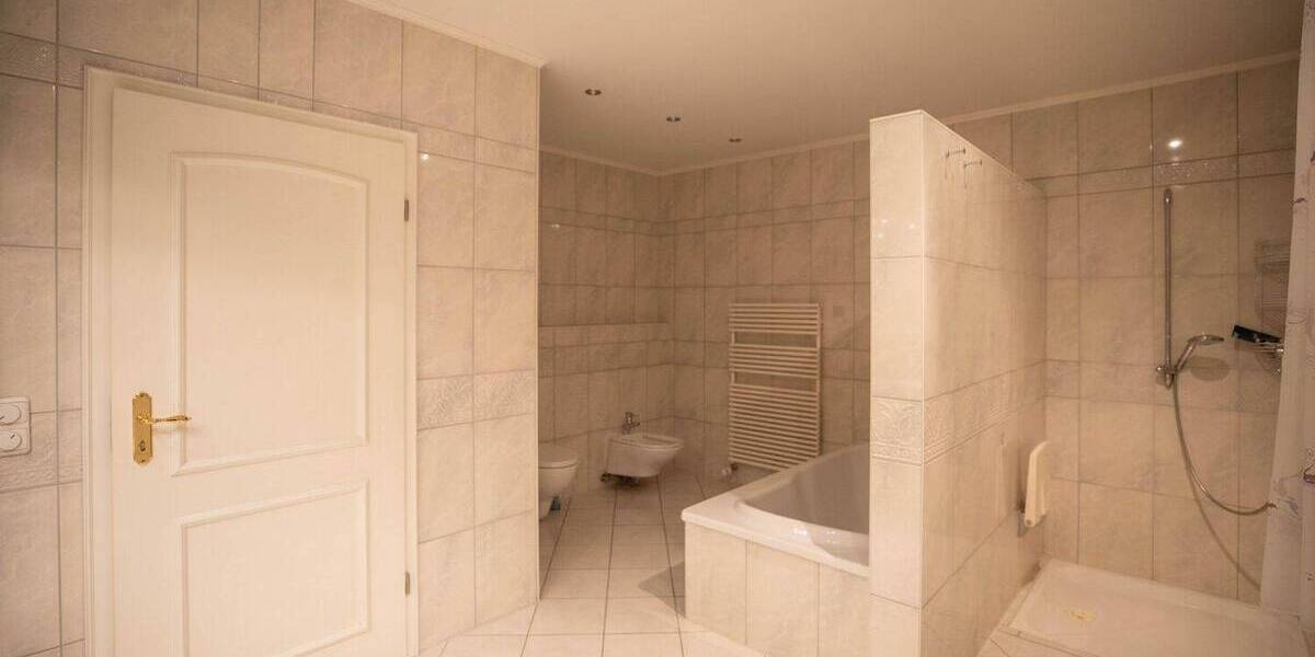 Einfamilienhaus Moorrege - 4 Zimmer, 212 m&sup2;, 2.000&euro; | Angebot:26796955