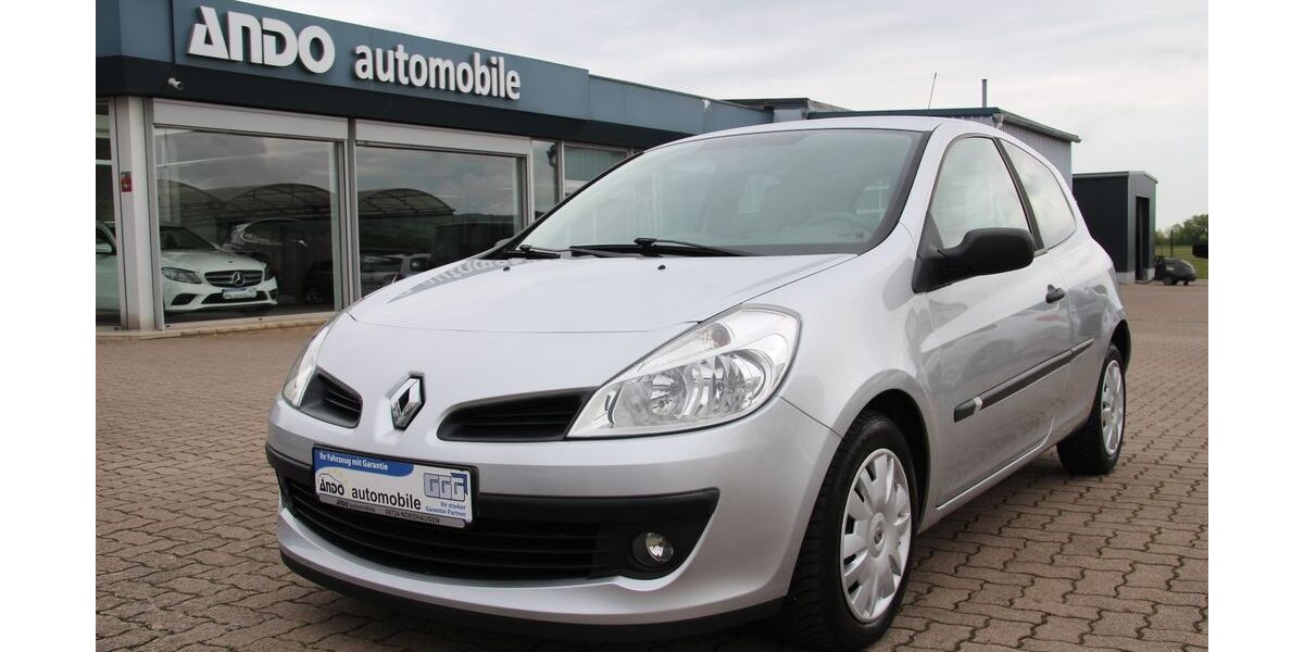 Renault Clio 106.000 km 3.500 &euro; Nordhausen /OT Sundhausen 99734