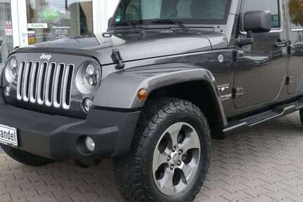 Jeep Wrangler 99.990 km 30.590 &euro; München 80687
