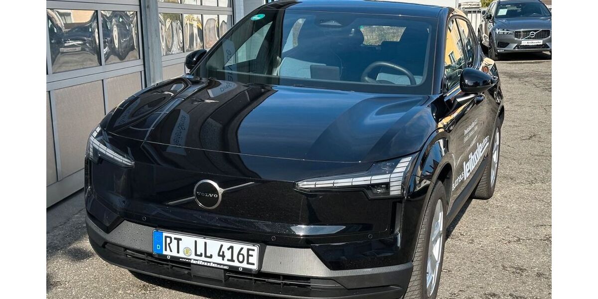 Volvo EX30 12.000 km 37.980 &euro; Reutlingen 72760