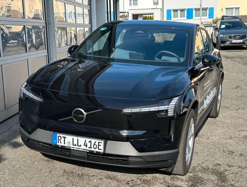 Volvo EX30 12.000 km 39.980 € Reutlingen 72760