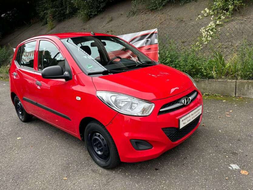 Hyundai i10 151.000 km 2.400 € Hamburg 22769
