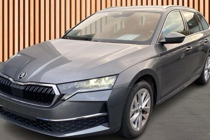 Skoda Octavia 6.444 km 29.980 € Dresden 01328