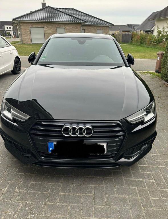 Audi A4 121.000 km 18.500 € Ulm 89075